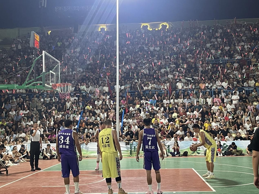 開州農(nóng)民組隊進擊“村BA” 變灌籃高手“殺”進全國八強