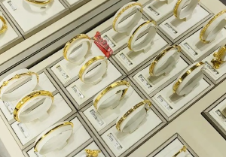 春節(jié)期間黃金消費火爆，國際金價卻震蕩大跌